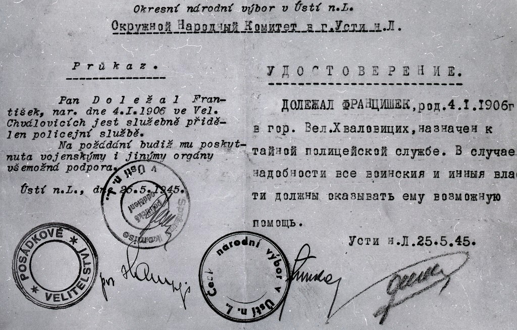 Průkaz člena Národního výboru, květen 1945 (sbírky MMUL)